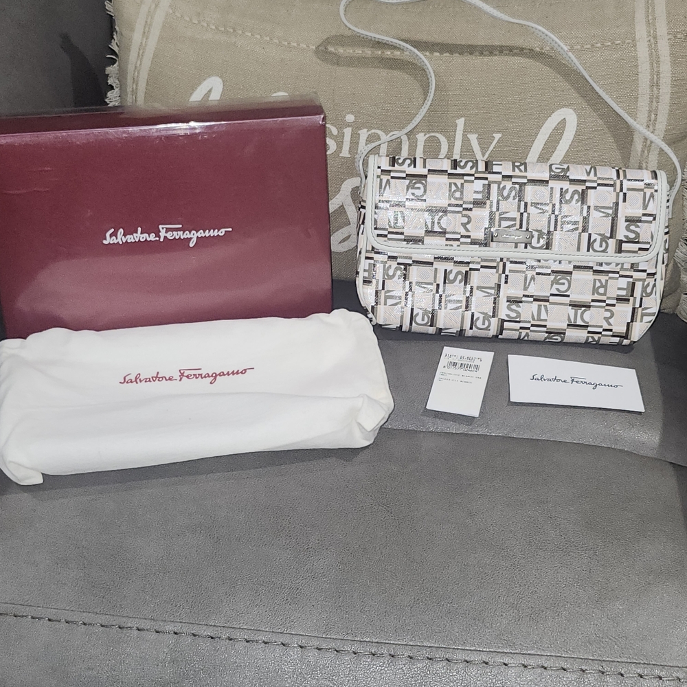 Salvatore Ferragamo White and Black Sboulder Bag